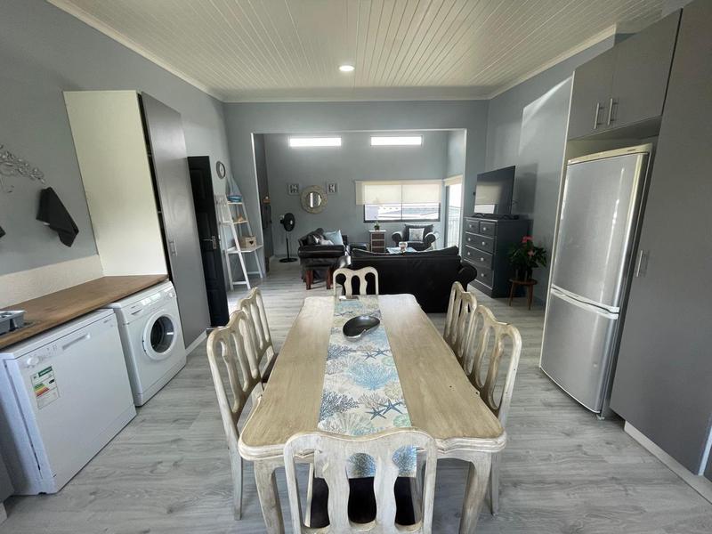 To Let 3 Bedroom Property for Rent in Robberg Ridge Western Cape